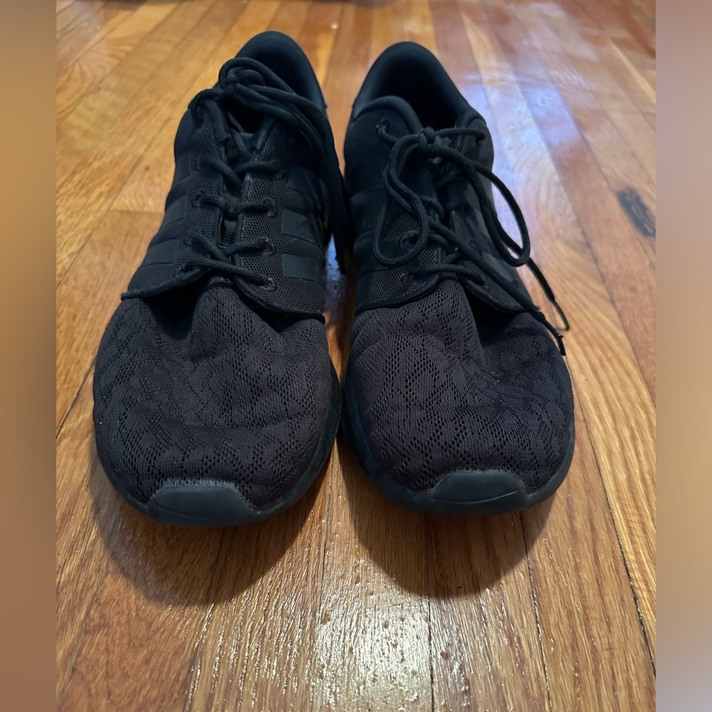 Women’s Sneakers For Sale!!
